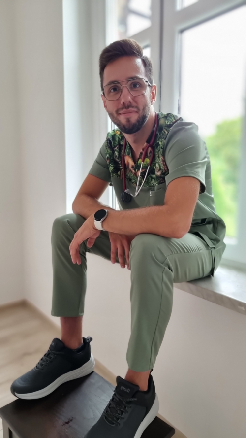 Bluza męska v-neck wstawka dinozaury kolor DARK FOREST WISKOZA EXTRA PREMIUM